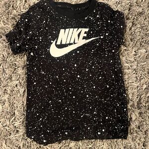 Nike Kids Black and White Speckled T-Shirt